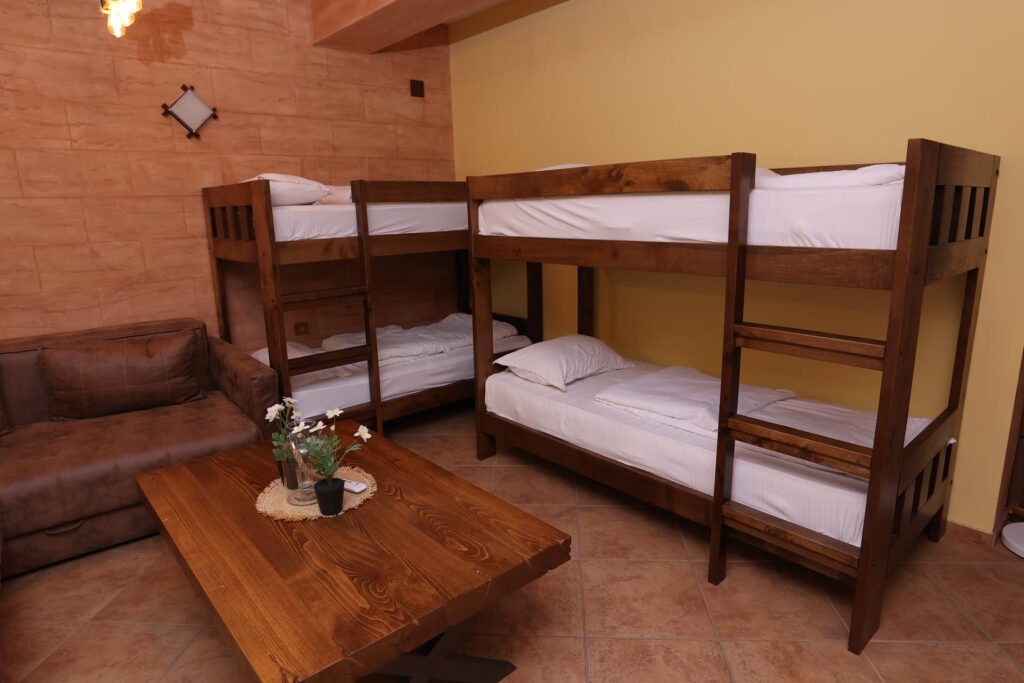 Šestokrevetni bungalov